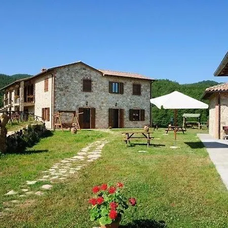 Sleeps 4 Pool Passignano sul Trasimeno